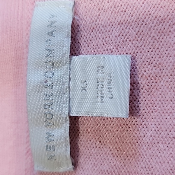 New York & Company Size XS Pink Button Front Cardigan, Excellent Used Condition - Picture 13 of 14